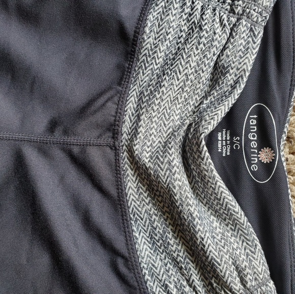 Workout pants - Picture 2 of 2